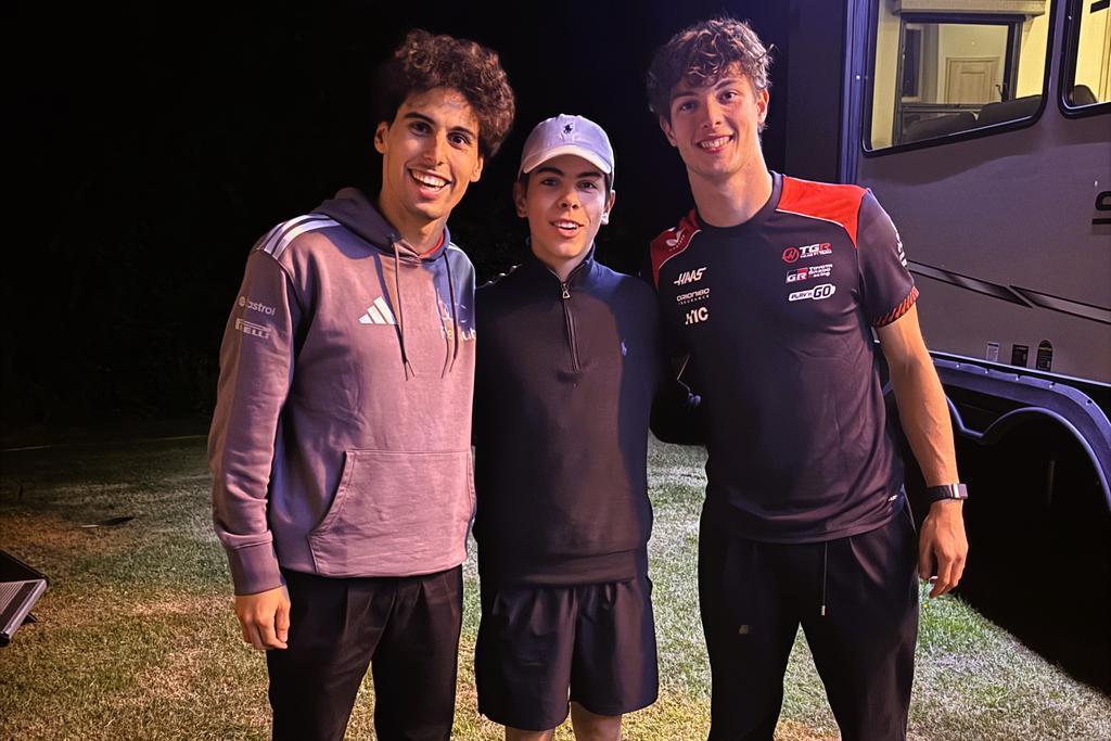 Francisco Rocha tem encontro com Bortoleto e Câmara nos bastidores da F1 e F2, em Silverstone 