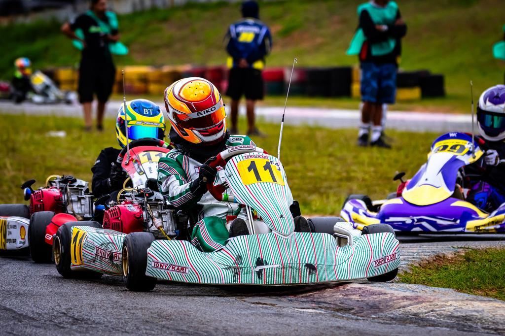 João Francisco supera adversidades em Interlagos e reforça espírito de luta na Copa São Paulo Light de Kart