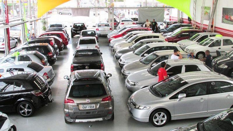 Preços de automóveis leves usados sobem 3,49% no primeiro semestre, aponta IBV Auto
