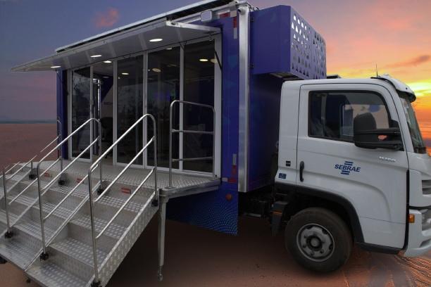 Sebrae Móvel leva atendimento gratuito a empreendedores durante o Ruas das Motos, no Centro de São Paulo