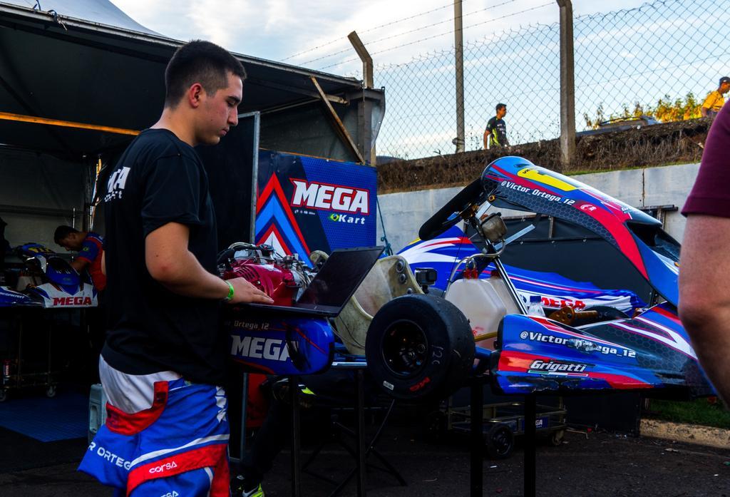 Victor Ortega intensifica preparação no Speed Park em busca de resultados ainda maiores na temporada 