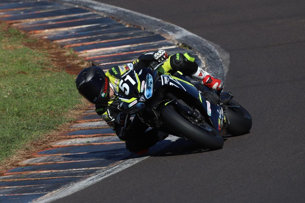 Agustín Donatti conquista a primeira vitória na Daytona 660 Cup no GP Paraná do MOTO1000GP