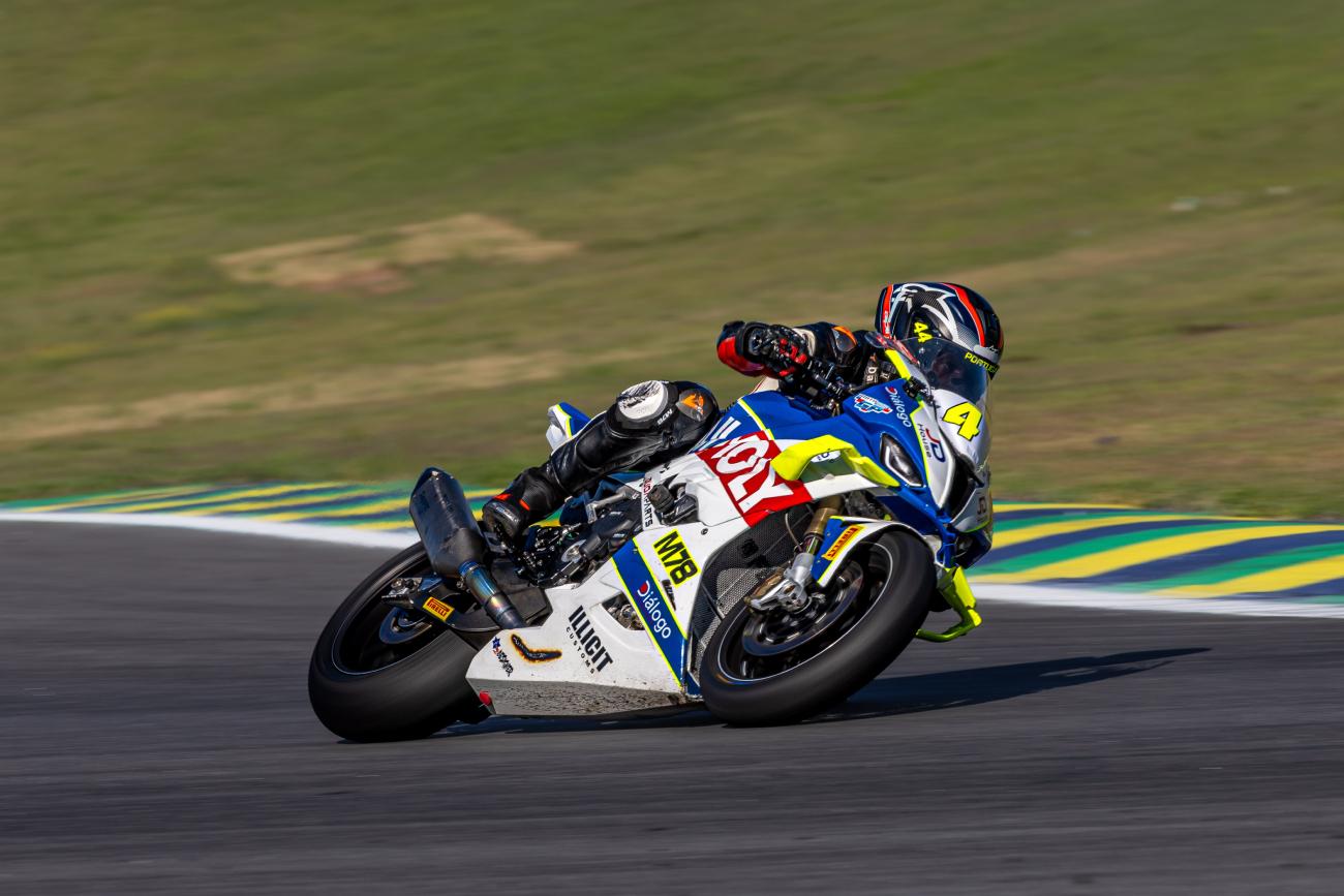 David Portuga comanda a GP Light nos treinos de Interlagos