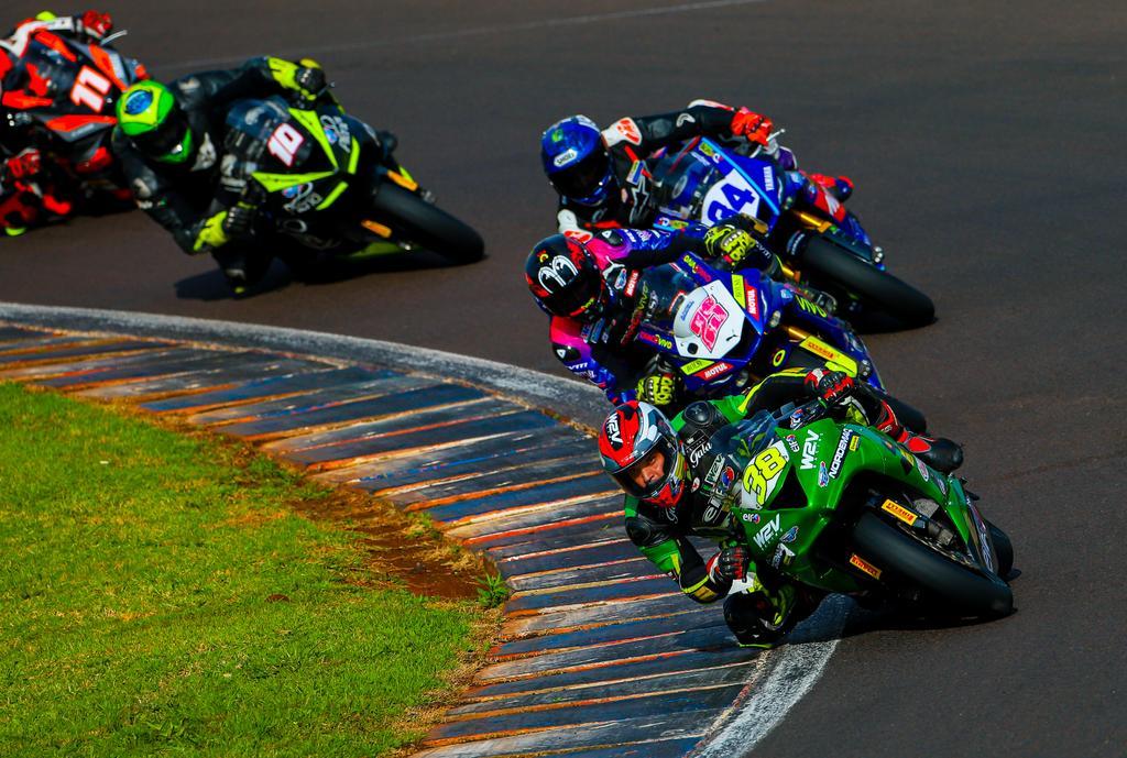 Ingressos a partir de R$15,00 para o MOTO1000GP em Interlagos (SP) no dia 22
