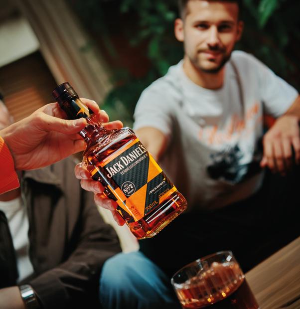  Jack Daniel’s e McLaren Mastercard Formula 1 Team celebram a temporada 2026 da F1 com edição limitada do Tennessee Whiskey 