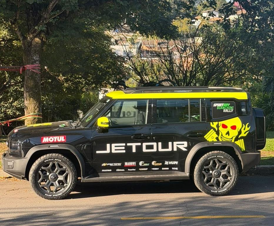 JETOUR estreia no Sertões em parceria inédita com Bianchini Rally/Sportbay  