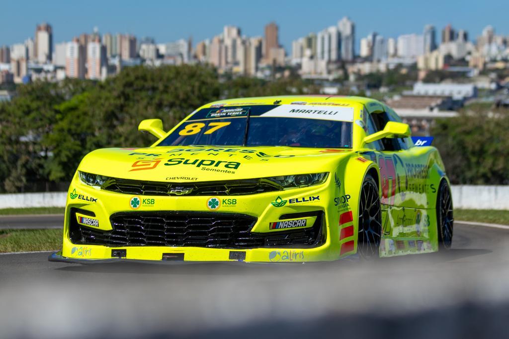Jorge Martelli fecha Londrina em quinto na Corrida 1