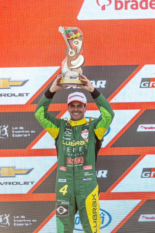 Julio Campos volta ao pódio da Stock Car em Santa Cruz do Sul e vibra: 