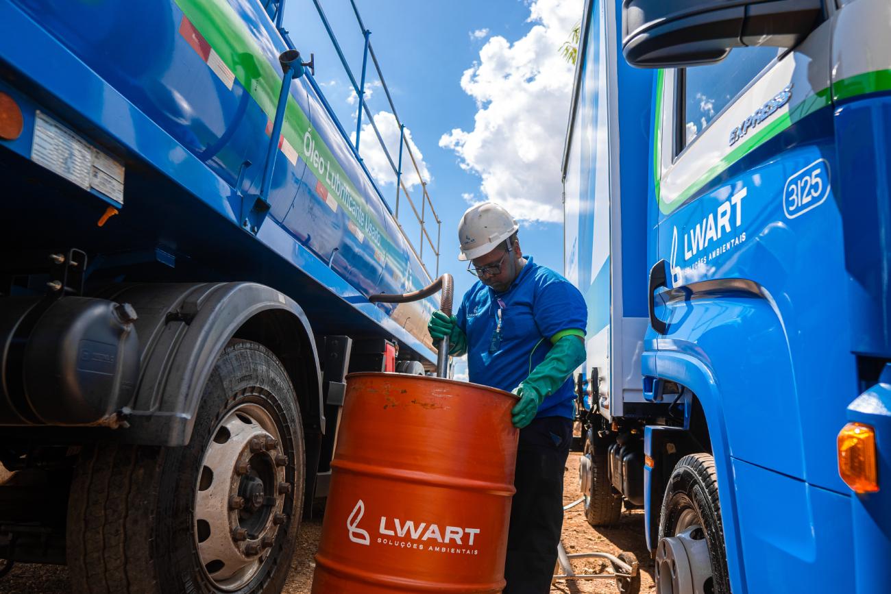 Logística reversa no Sertões: Lwart realiza a coleta e rerrefino de óleo usado durante a maior competição off-road do país