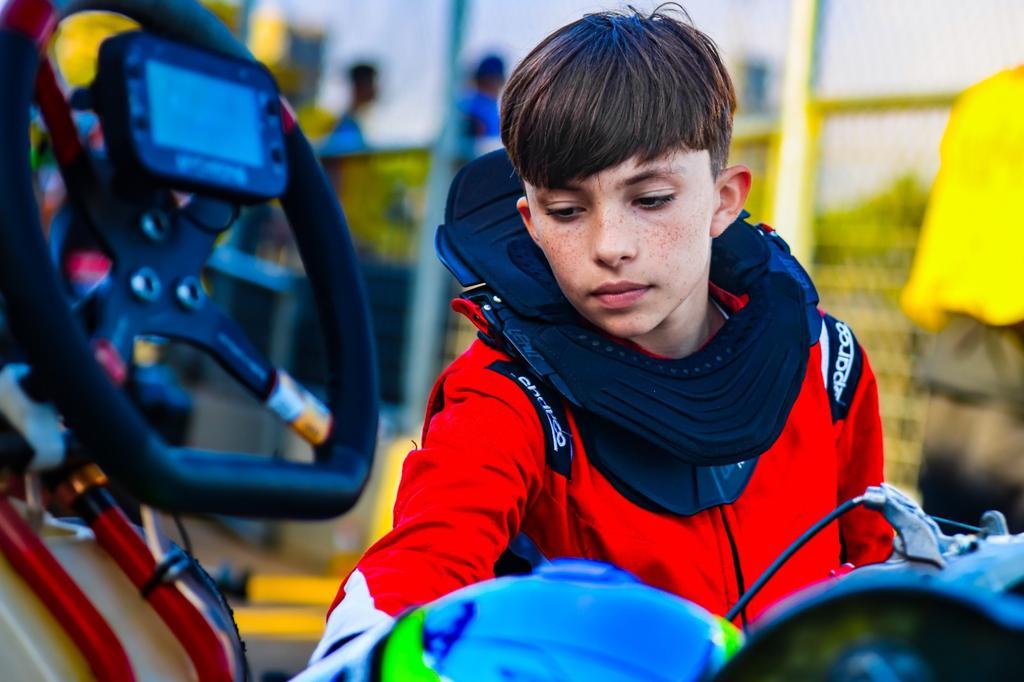 Rafael Kerkoff encara 7ª e 8ª etapas do Capixaba de Kart em busca da liderança na F4 Júnior 