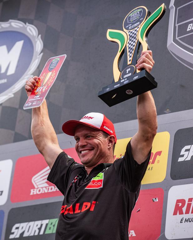 Roosevelt Assunção (Team Rinaldi) assume liderança na MX4, após a vitória no Brasileiro de Motocross, em PE