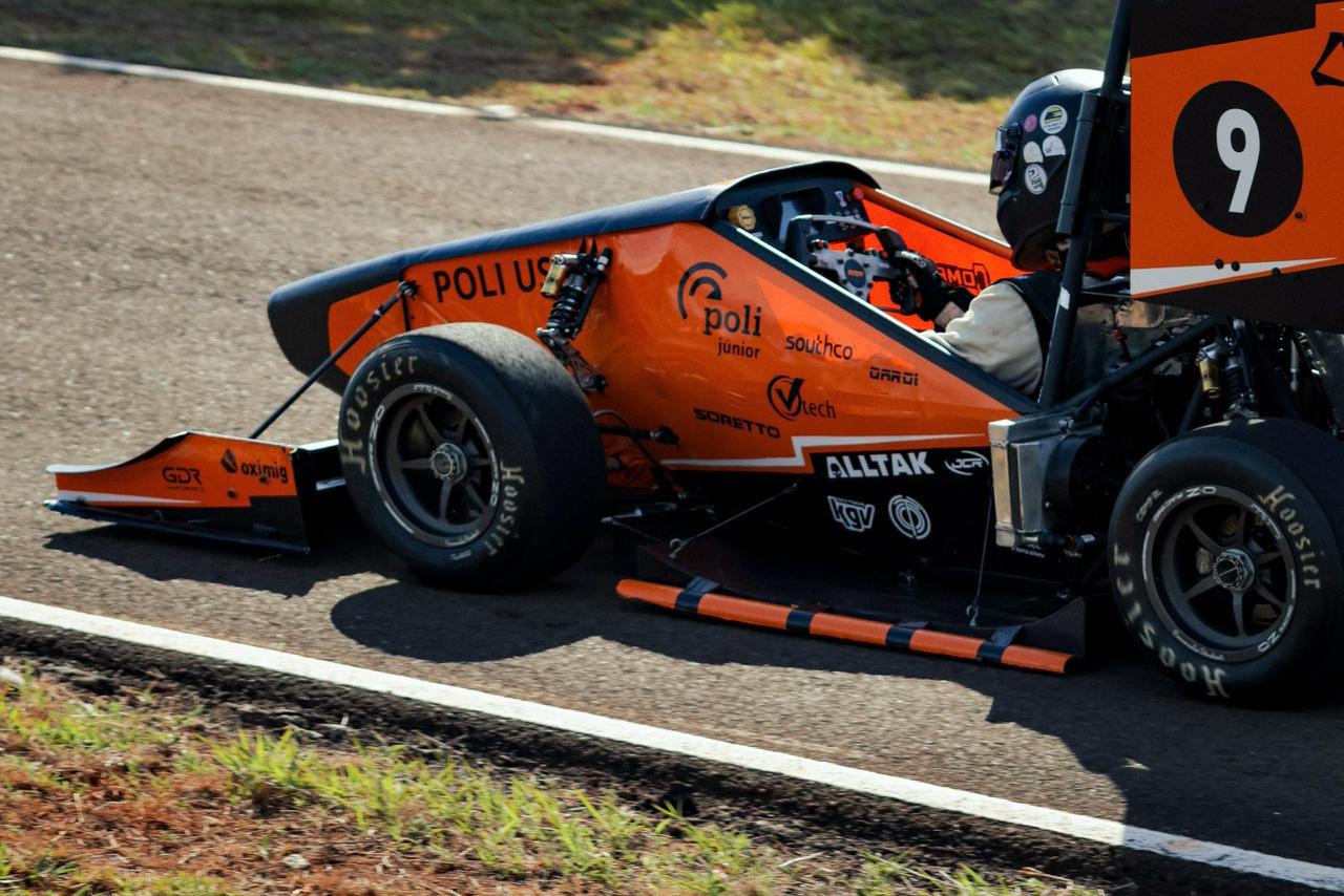 Alltak leva tecnologia de alta performance à Fórmula SAE Brasil e apoia a equipe Poli Racing em resultado histórico