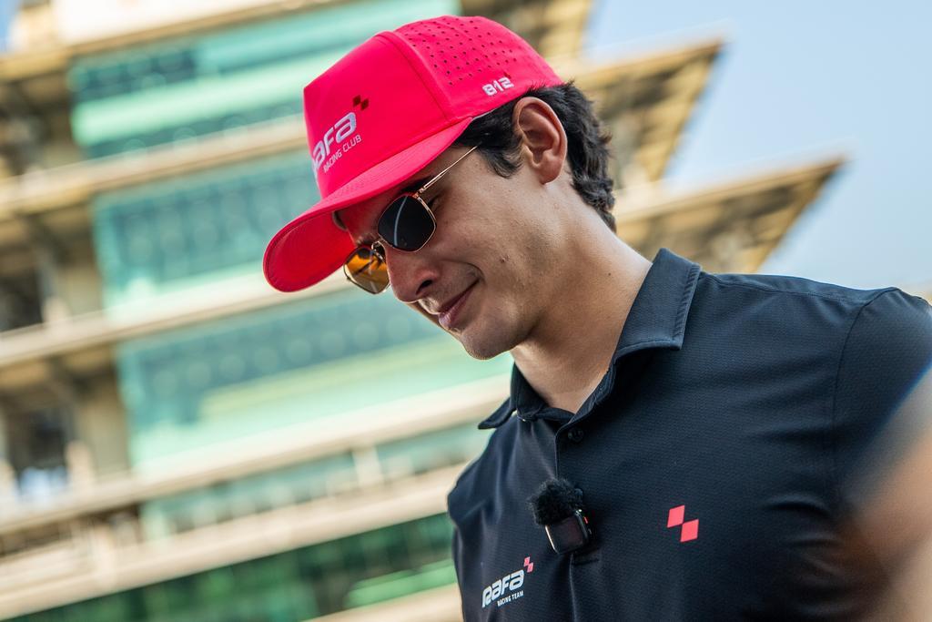Dupla missão para Kiko Porto na lendária pista de Indianapolis neste fim de semana  