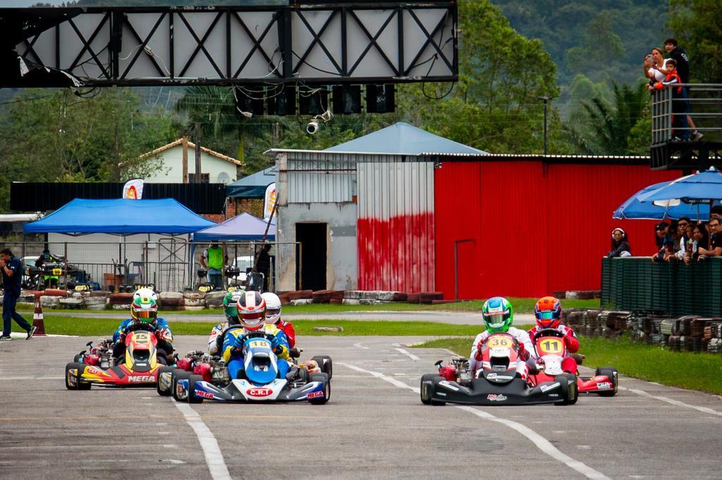 Guapimirim recebe etapas do Campeonato Estadual e do Campeonato Carioca de Kart neste final de semana  