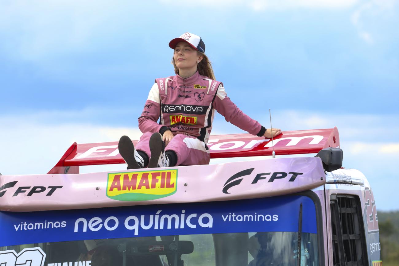 Neo Química comemora dois anos de parceria no automobilismo com a Cavaleiro Sports  