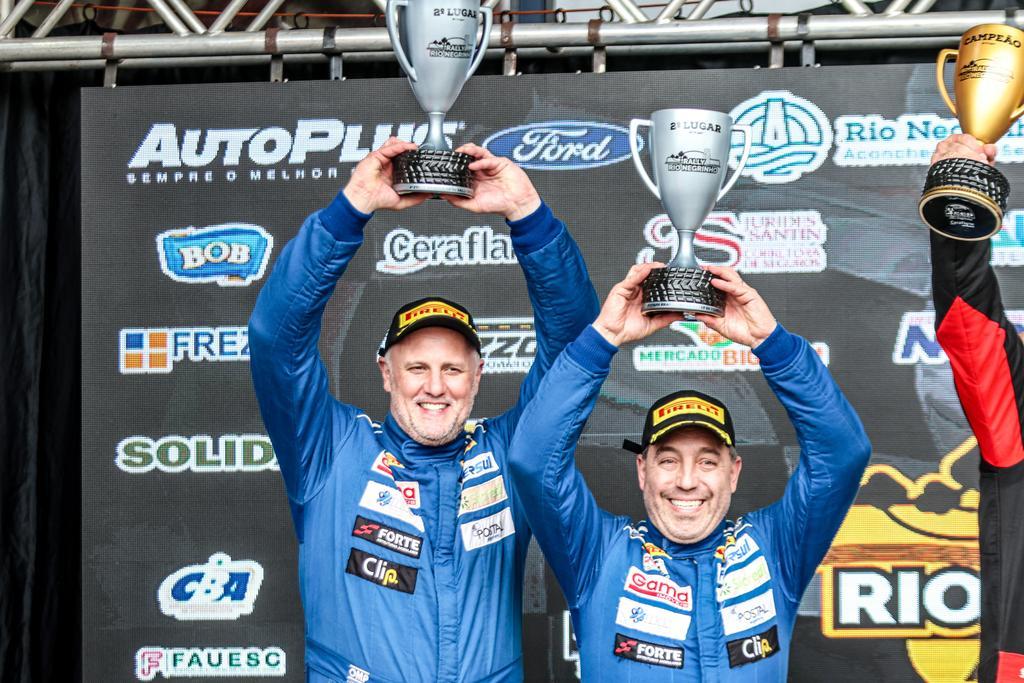 Pódio em SC deixa dupla de Nova Prata na disputa direta pelo título do Brasileiro de Rally  