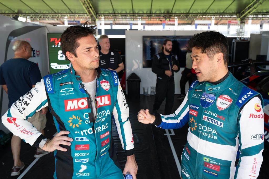 Suzuki e Piquet vão largar em sexto na Corrida Endurance da Stock Car em Brasília  