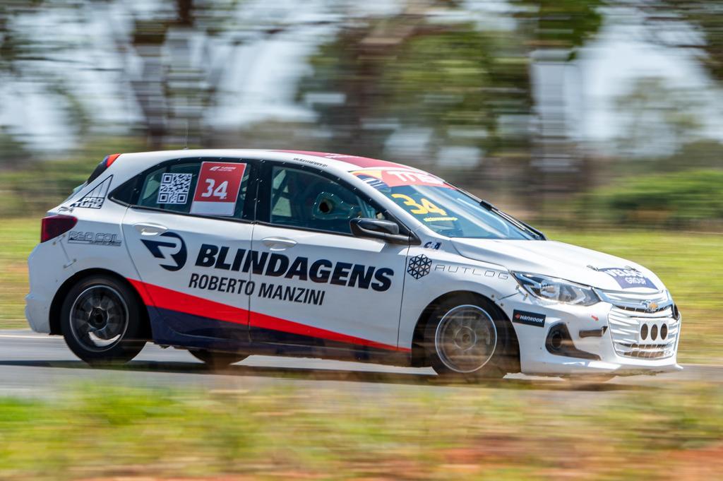 Victor Manzini prevê corridas da Turismo Nacional muito disputadas em Brasília  