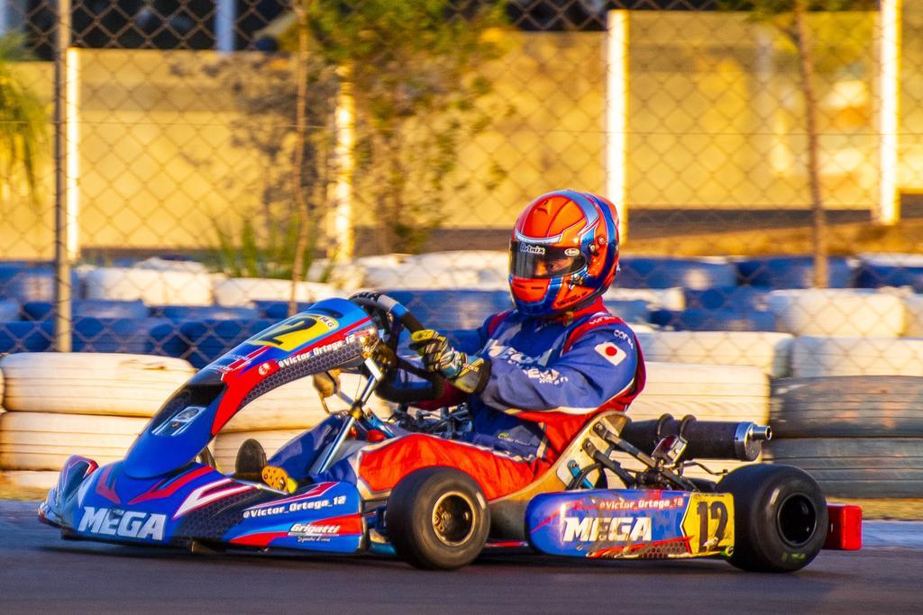 Victor Ortega estreia no Troféu Ayrton Senna com sexto lugar na F4 Novatos  