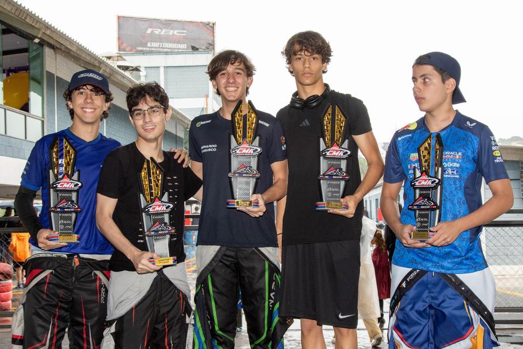 Bernardo Tambasco tem fim de semana perfeito em disputa válida por dois campeonatos em MG  