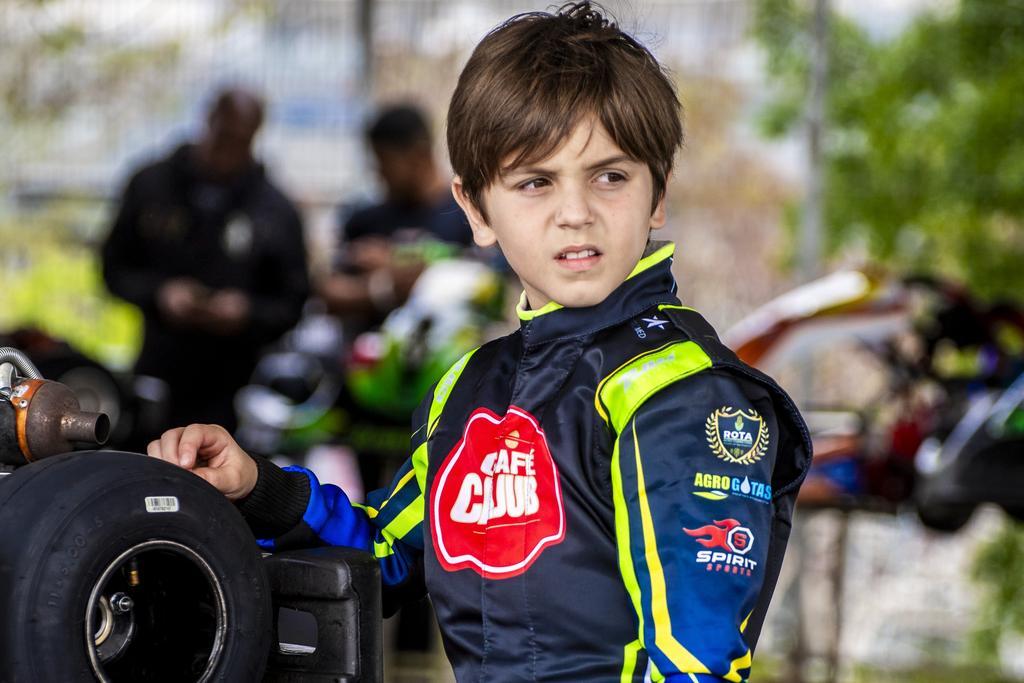 Enzo Bortoletto transforma temporada de estreia no kart em preparação para o Brasileiro 