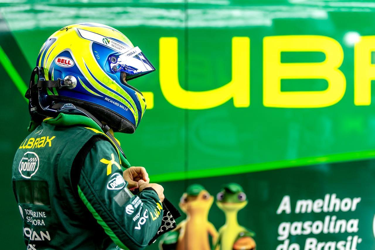 Felipe Massa é quinto na corrida sprint em Cascavel