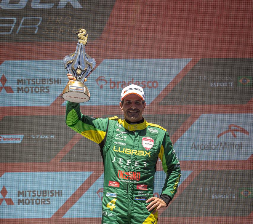 Recordista de pódios em Cascavel, Julio Campos termina em terceiro na corrida principal