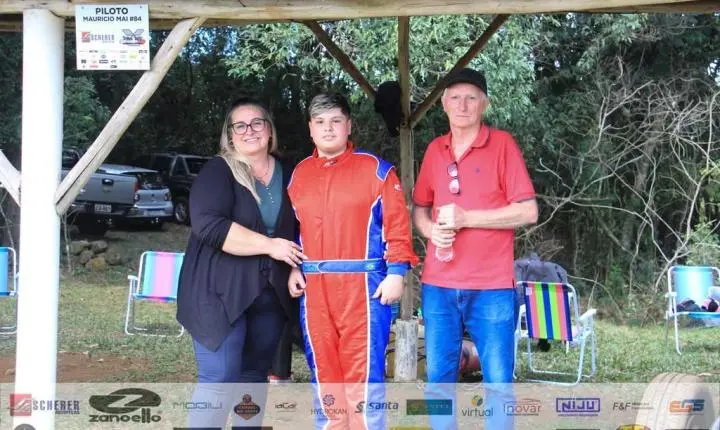 Aos 15 anos, Manica Leite conquista primeira vitória na ZanoelloCup