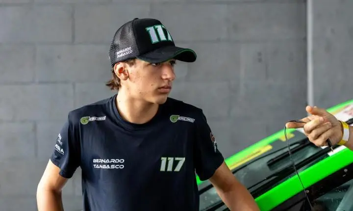 Bernardo Tambasco faz pole, tem vitória e é vice-campeão da etapa do Mineiro de Kart 