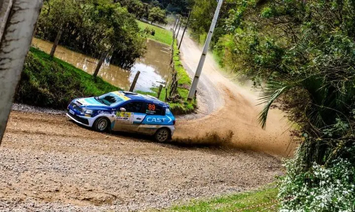 Bruno Foscarini e Felipe Costa enfrentam duplo desafio no Rally Nova Itália  