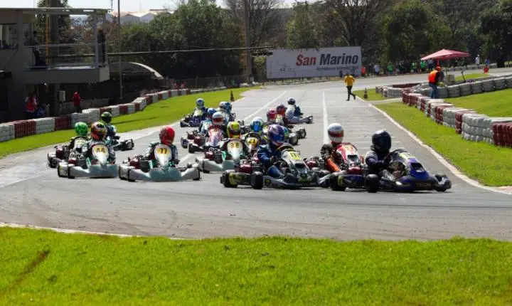 Campeonato San Marino acirra disputa na reta final em Paulínia