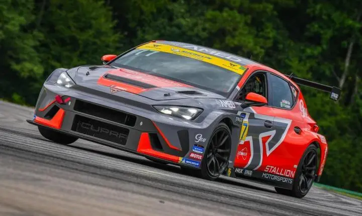 Celso Neto volta Indianápolis e ganha parceiro campeão europeu na reta final da IMSA