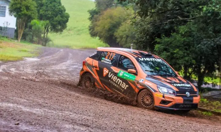 Chuva apimenta disputa do Rally Ipiranga do Sul 