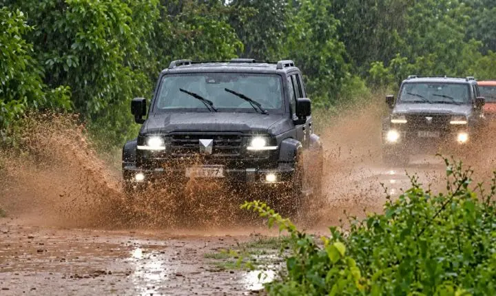 Chuva e lama dão emoção extra à primeira ExpediTank com proprietários do Tank 300
