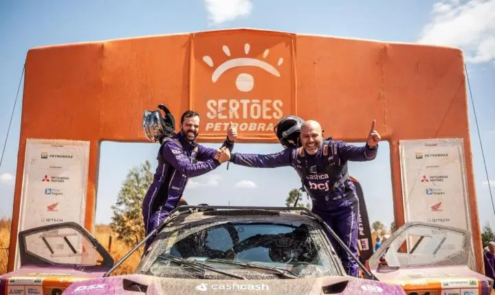 Dupla goiana fecha Sertões 2026 no Top 5 da categoria