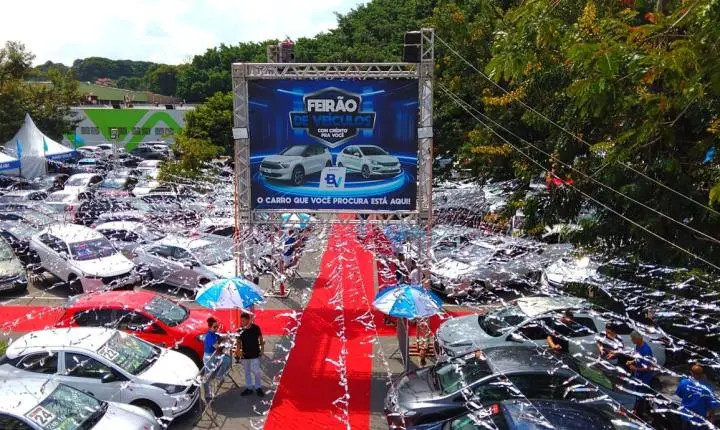 Feirão de Veículos no Carrefour Guarulhos apresenta mais de 300 modelos com financiamento facilitado