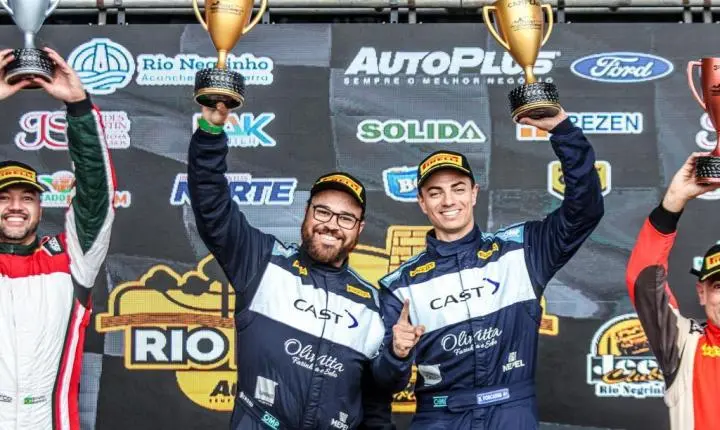 Foscarini e Costa vencem em Rio Negrinho e entram na briga pelo título do Brasileiro de Rally  