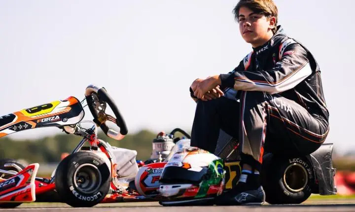 Francisco Rocha cruza linha de chegada da WSK Final Cup dentro do Top 10 na OK  