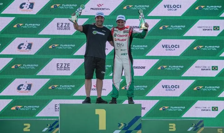 G Racing vence a corrida 2 em Curvelo 
