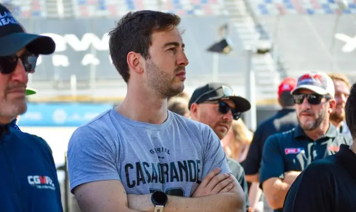 Gabriel Casagrande estreia na ARCA Menards Series com apoio do AeroPark Camboriú