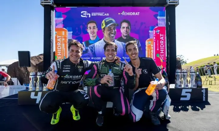 Gaetano di Mauro, Beto Cavaleiro e Breno Borges vencem o Endurance das estrelas da Copa HB20