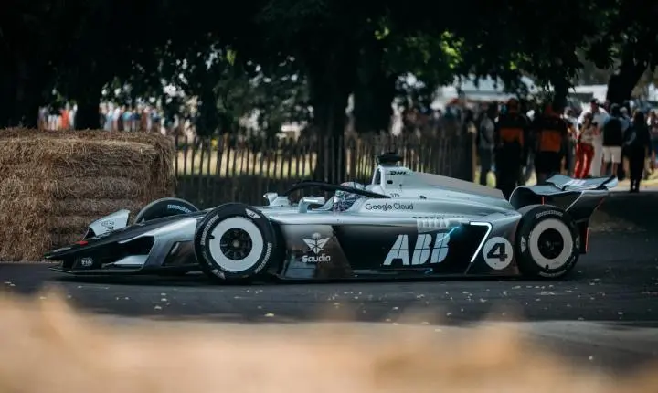 GEN4 tem resultado histórico na subida da montanha do Goodwood Shootout, com tempo de 42s46 
