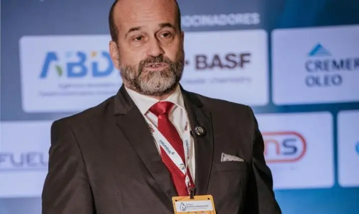 Gilles Laurent Grimberg comanda desafio 