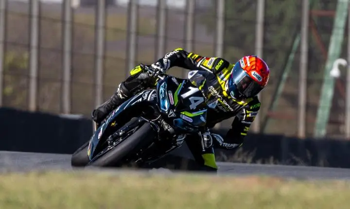 João Carneiro lidera treinos da Daytona 660 Cup em Interlagos