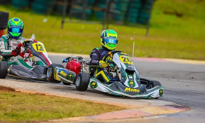 Manoel Ceccatto dominou e venceu no maior grid da 5ª etapa da Copa São Paulo Light de Kart