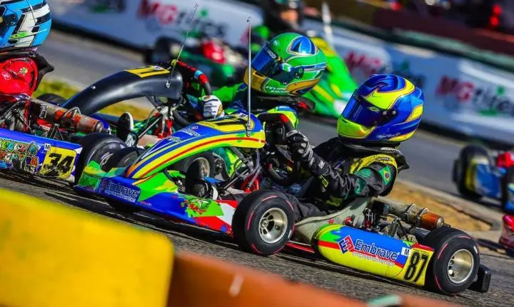 Miguel Faccio conquista mais um pódio e segue na briga pelo título no Paulista Light de Kart