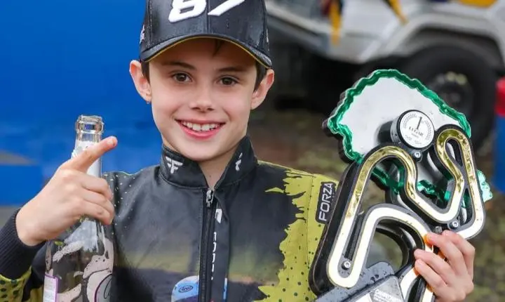 Miguel Faccio conquista o título Paranaense de Kart na Mirim em fim de semana de chuva  