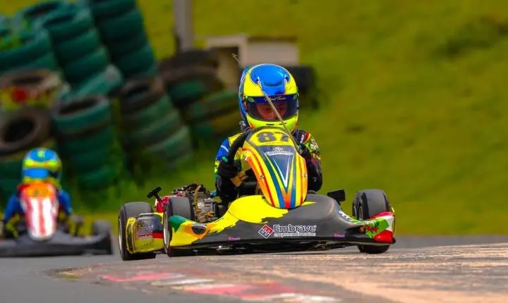 Miguel Faccio mostra garra e termina no Top 10 a primeira bateria da Paulista Light de Kart  