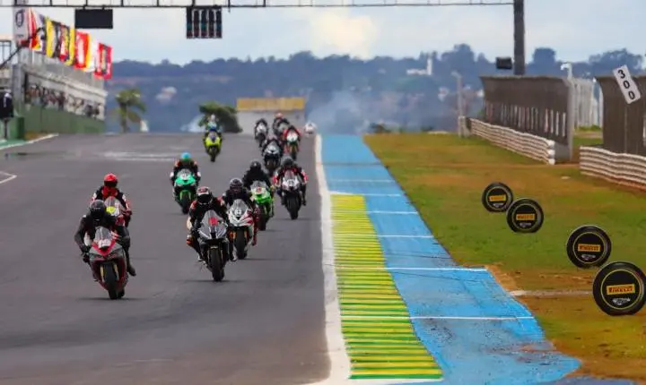 MOTO1000GP chega a Cascavel com disputas pelo título em aberto nas subcategorias