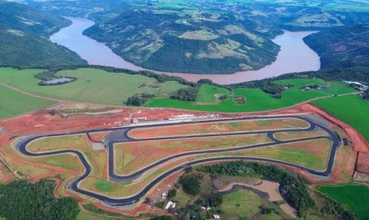 NASCAR Brasil prestigia apresentação do novo autódromo de Chapecó